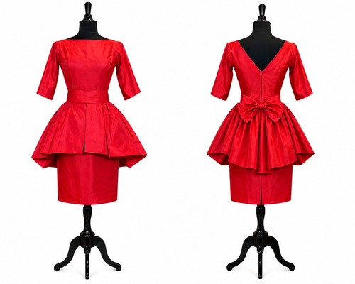 Vintage 1950s lorrie - 1950s, red